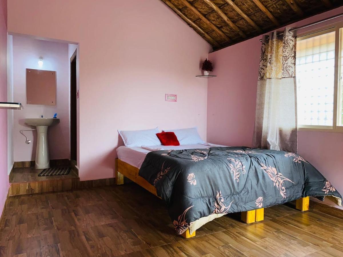 Prajwal Home Stay 亨比 外观 照片