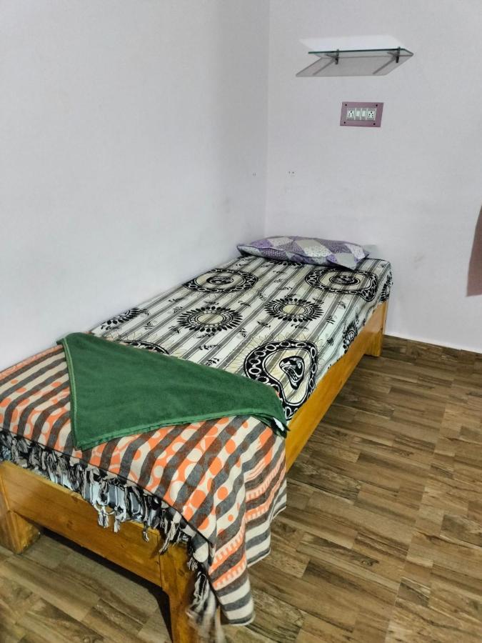 Prajwal Home Stay 亨比 外观 照片
