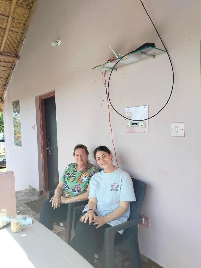 Prajwal Home Stay 亨比 外观 照片