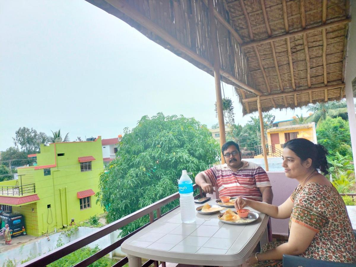 Prajwal Home Stay 亨比 外观 照片